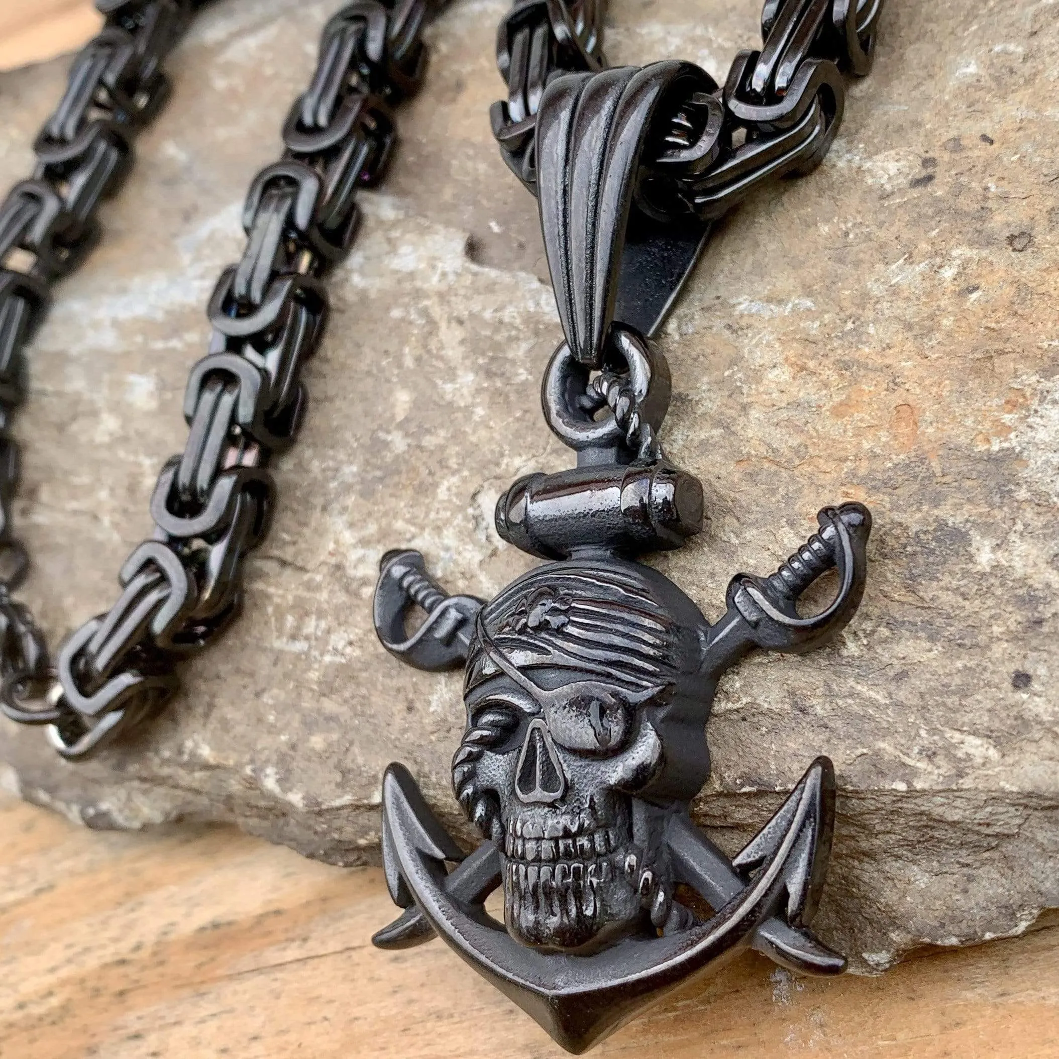 1 Eyed Pirate & Anchor Black Pendant - Necklace - SLC294 CLEARANCE