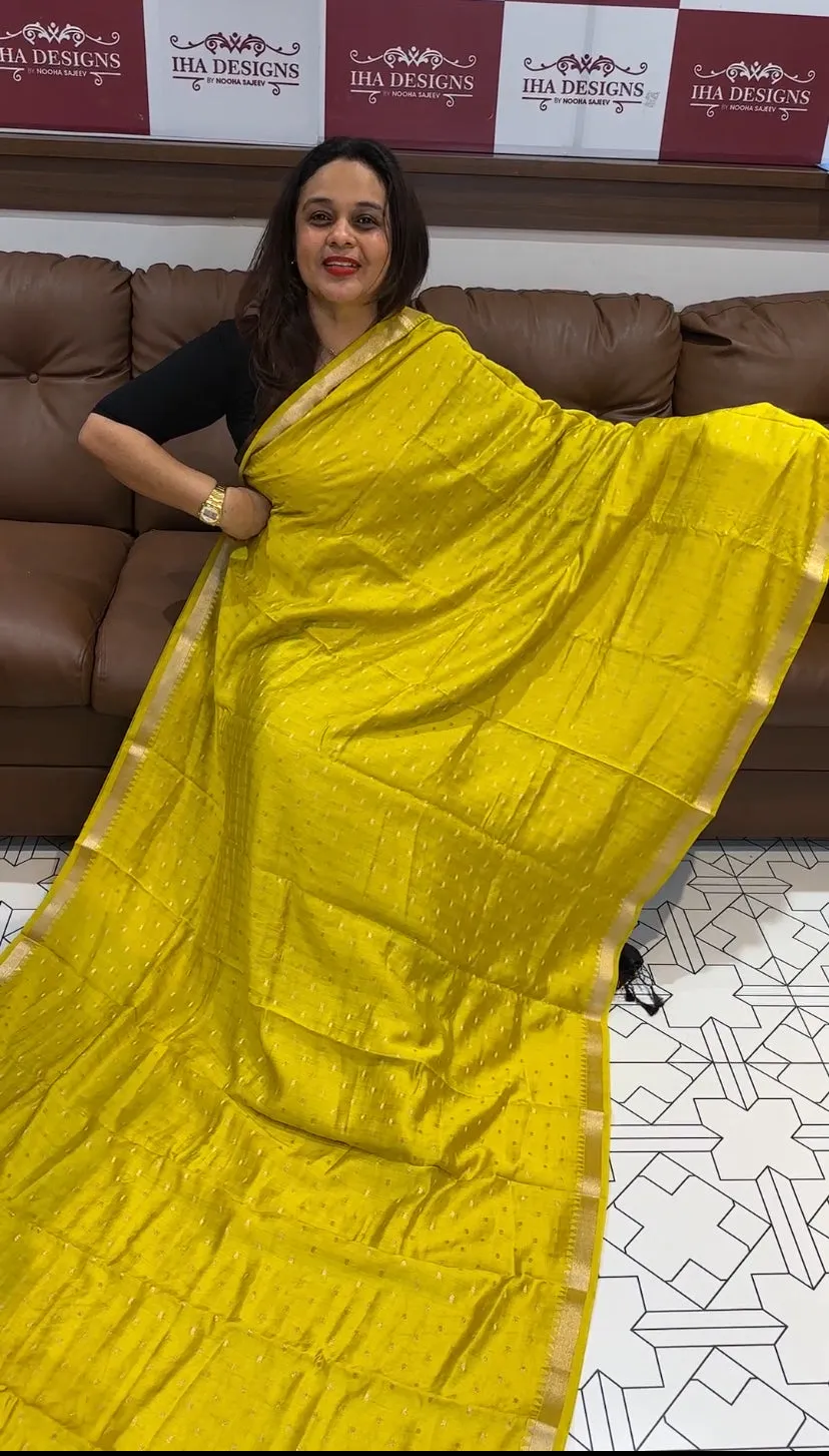 FORWARD BANARASI SAREE - IHA 13754