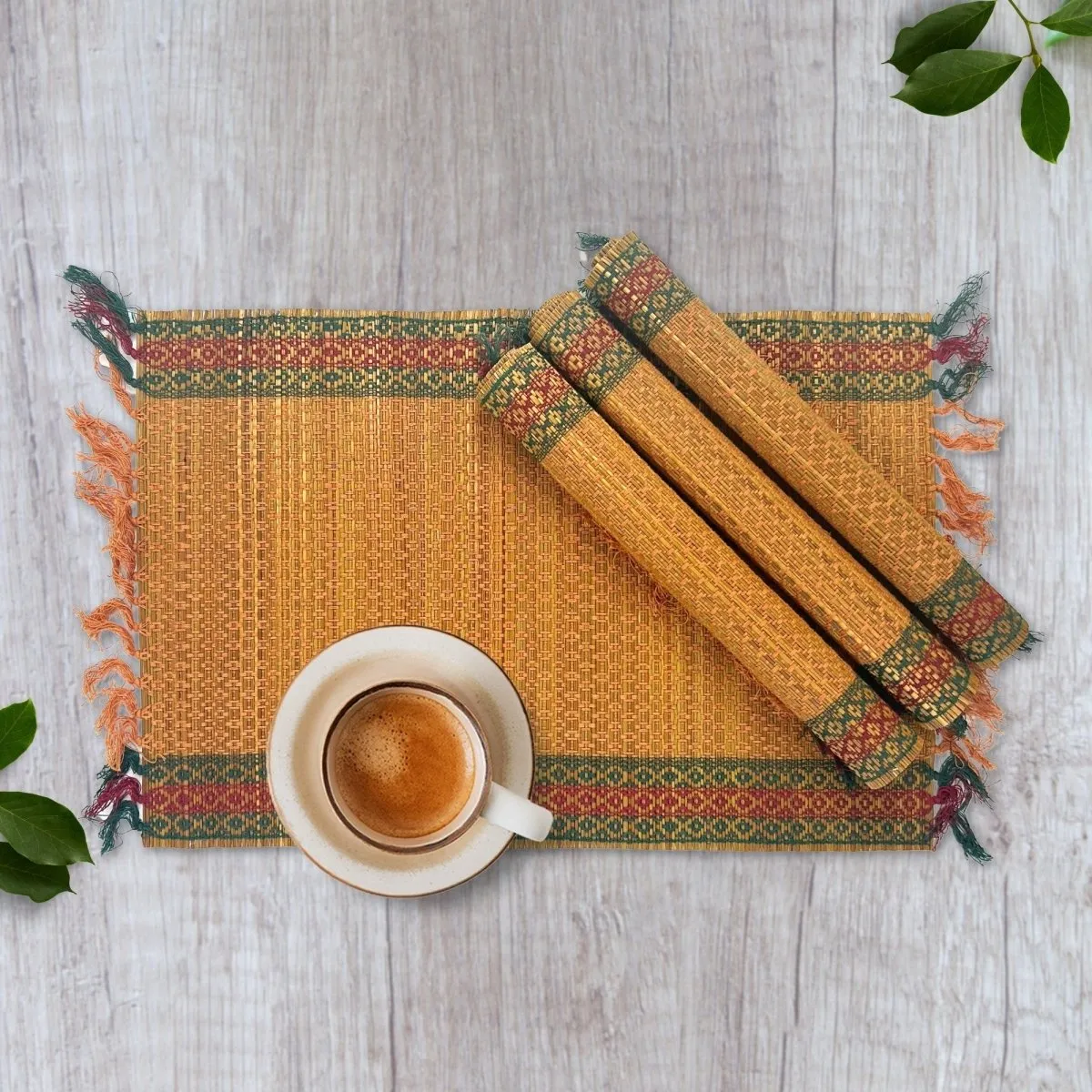 Handmade Dining Table Mats in Rust and Green (Set of 2/4/6) | Eco Friendly Tableware Sustainably Handwoven from Natural Grass