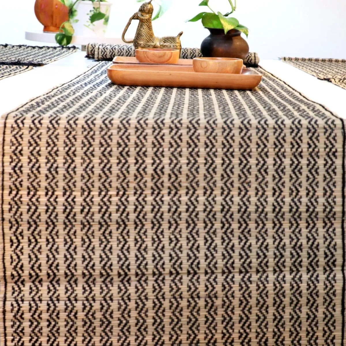 Handmade Dining Table Runner | Eco-Friendly Tableware Sustainably Handwoven from Natural Grass