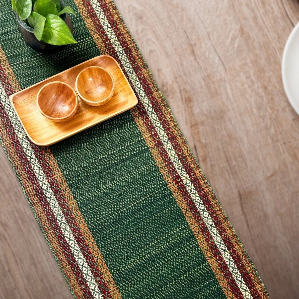 Handmade Dining Table Runner | Eco-Friendly Tableware Sustainably Handwoven from Natural Grass