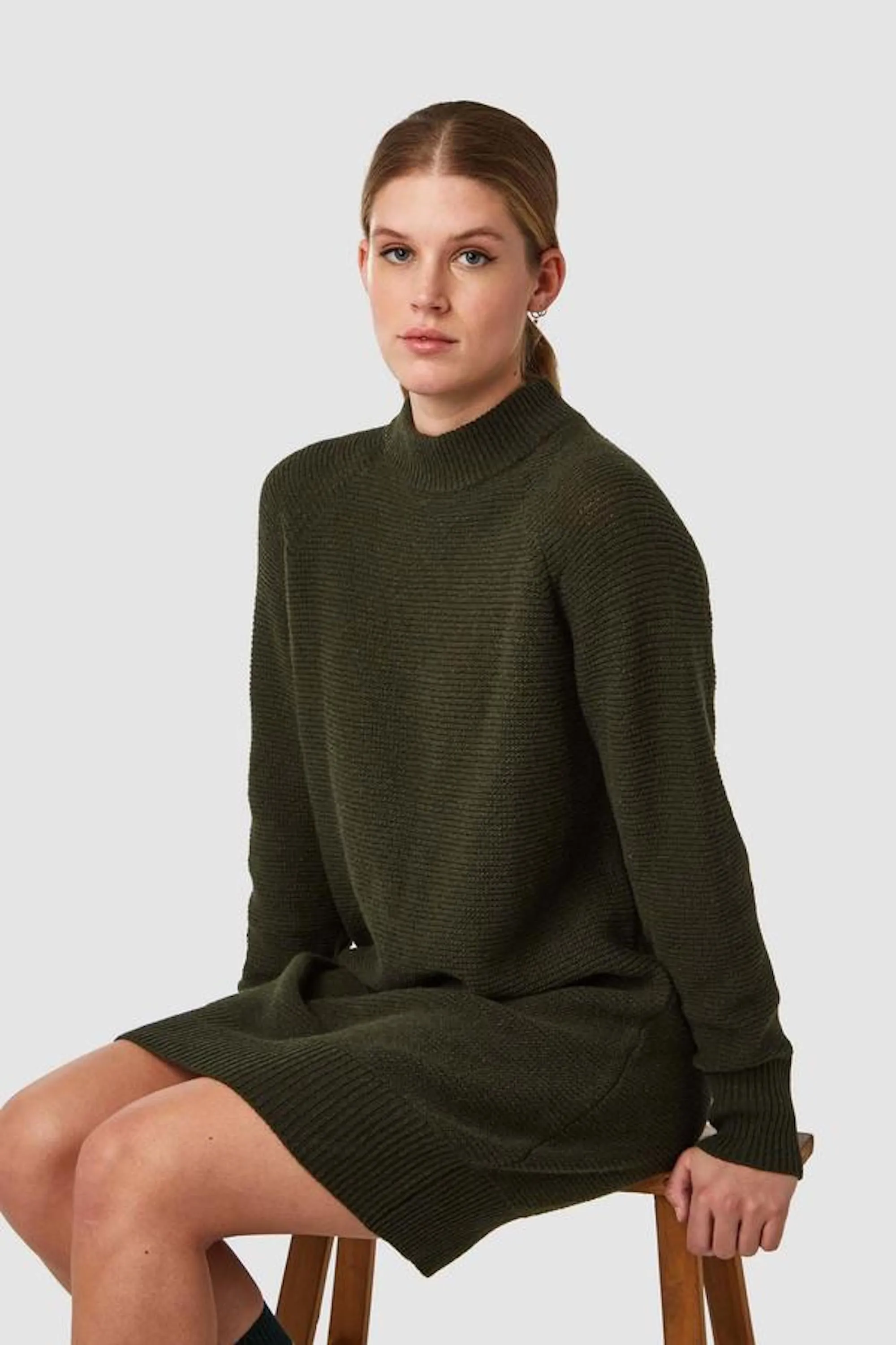 lorraine knitted dress military green